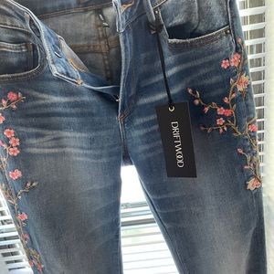 DRIFTWOOD KELLY JEAN